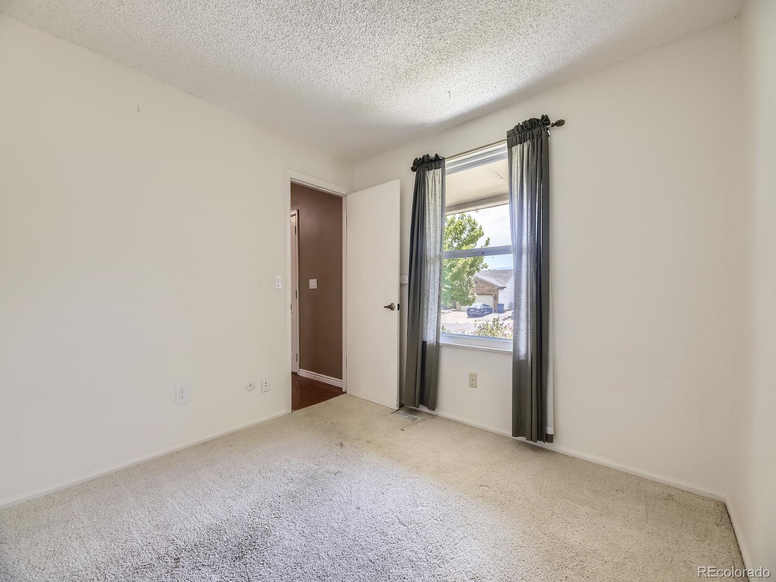 MLS Image #11 for 7296 s flower street,littleton, Colorado