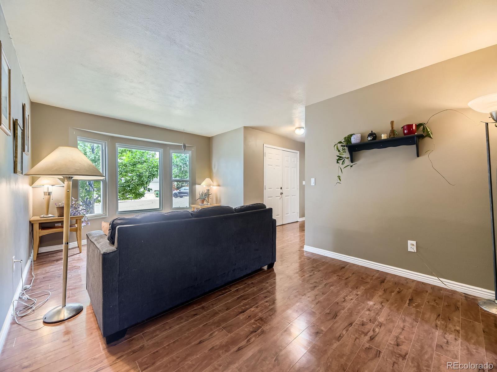 MLS Image #3 for 7296 s flower street,littleton, Colorado