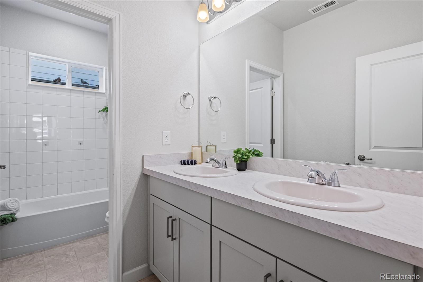 MLS Image #7 for 17970 e 106th place,commerce city, Colorado