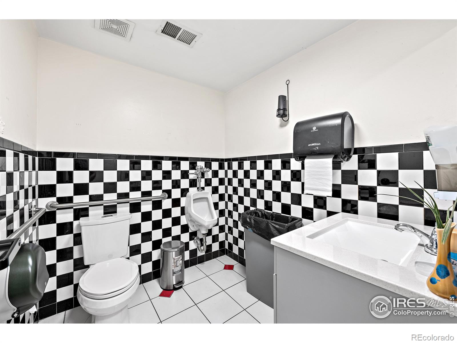 MLS Image #9 for 624  main street,longmont, Colorado