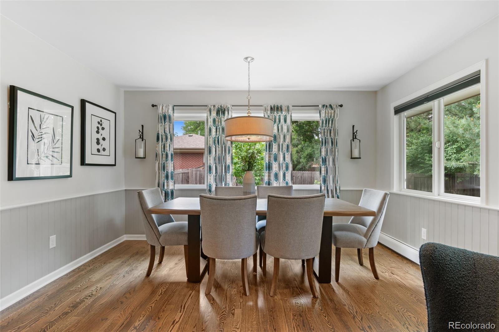 MLS Image #12 for 2717 s langley court,denver, Colorado