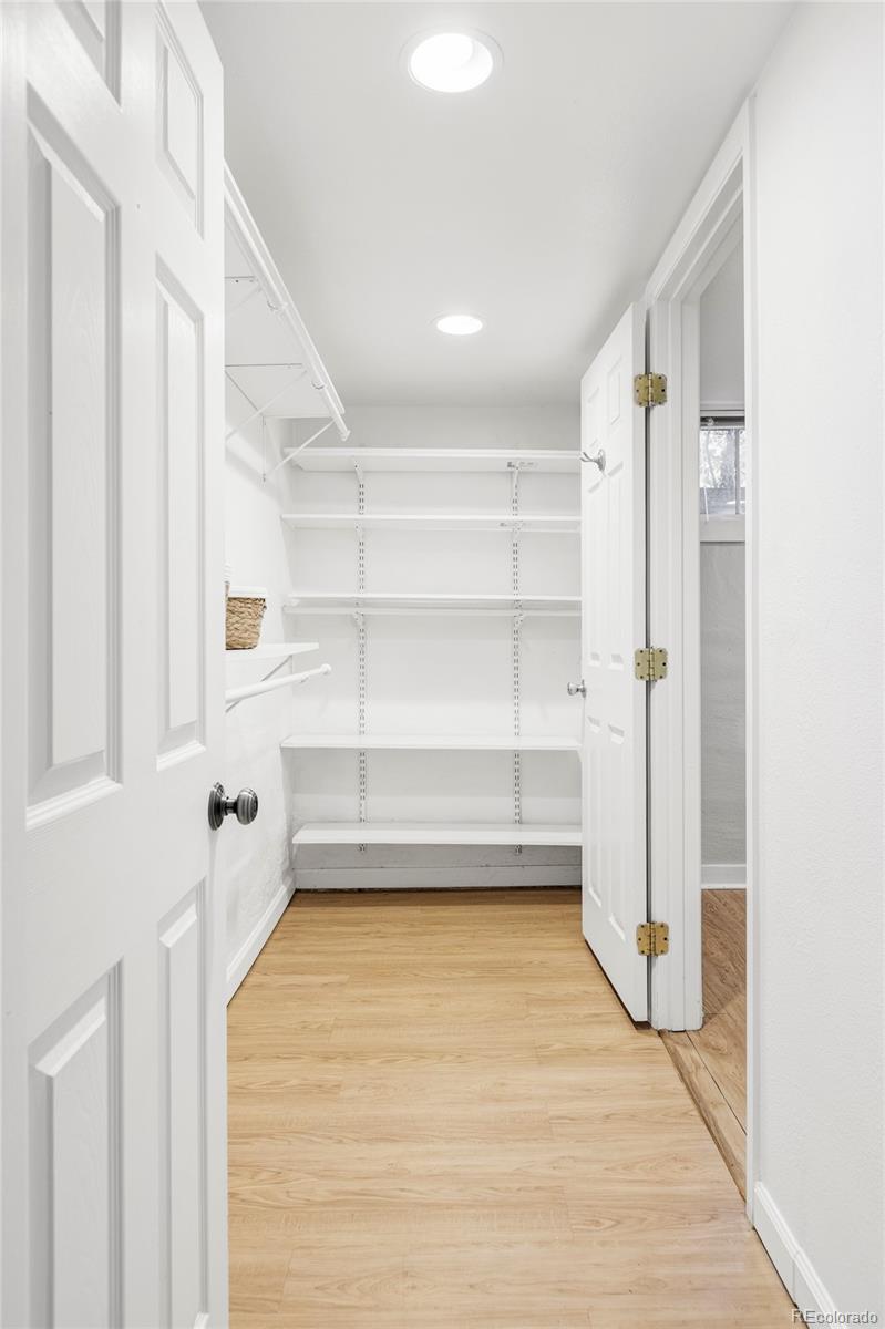 MLS Image #26 for 2970  leyden street,denver, Colorado