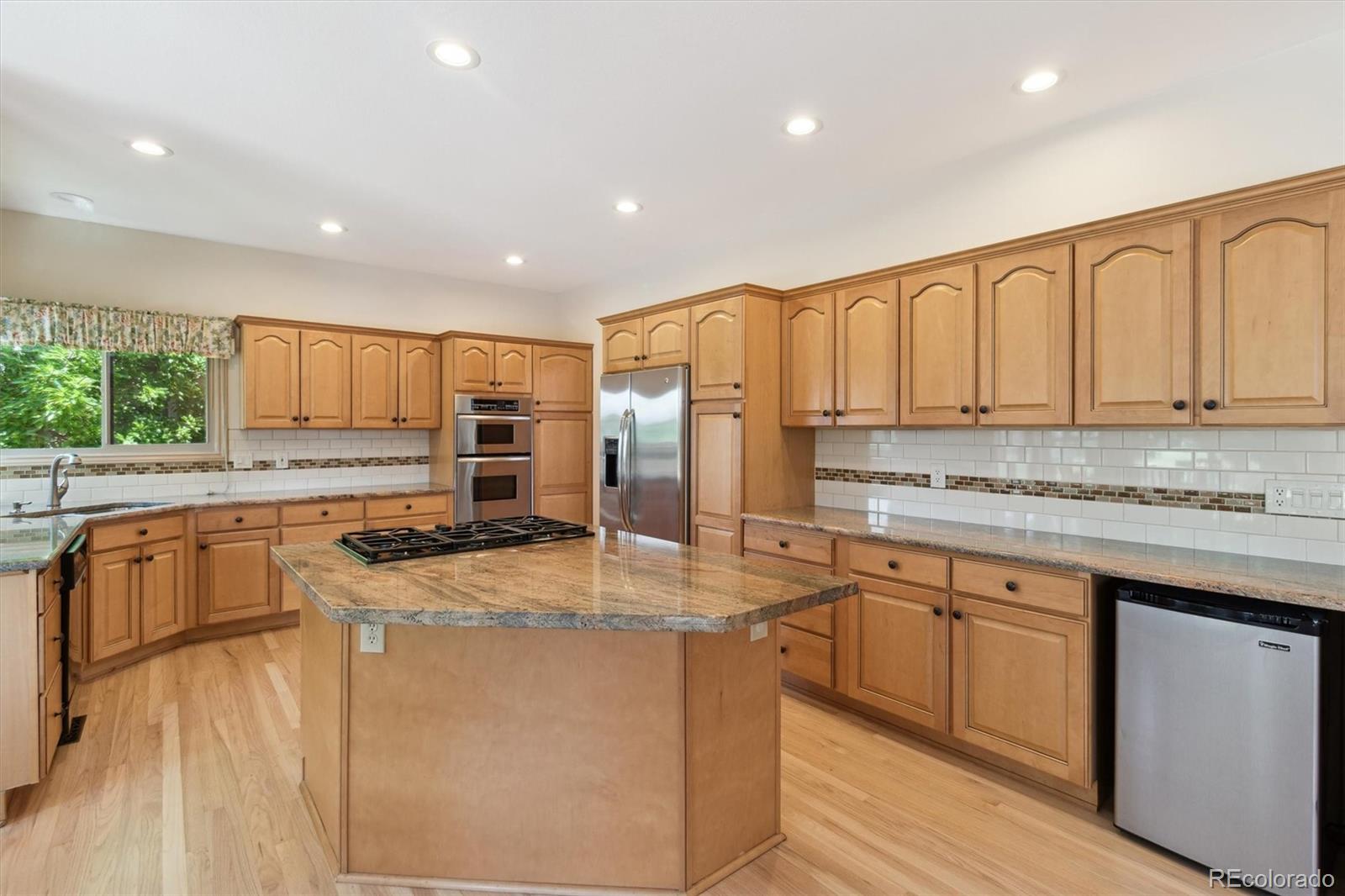 MLS Image #11 for 1123  oakhurst drive,broomfield, Colorado