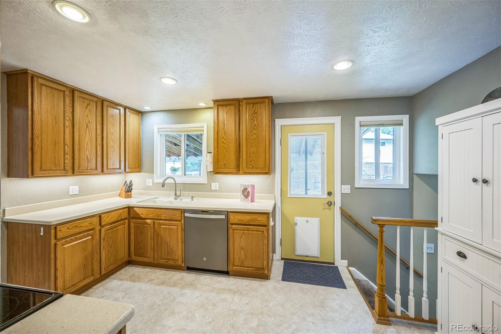 MLS Image #9 for 8935 w swarthmore drive,littleton, Colorado