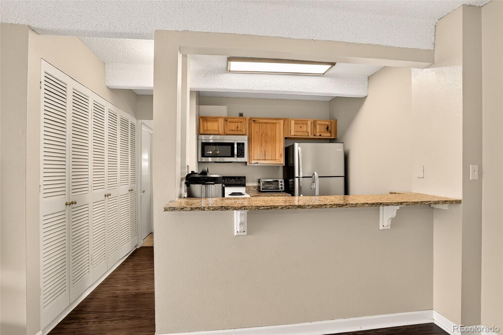 MLS Image #4 for 1365  columbine street,denver, Colorado