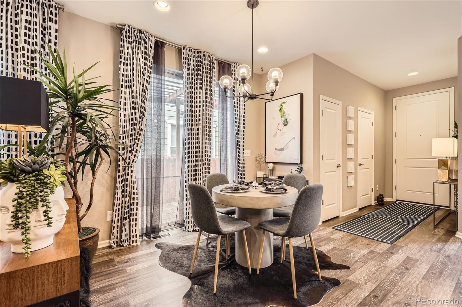 MLS Image #11 for 1519 s dayton street,denver, Colorado