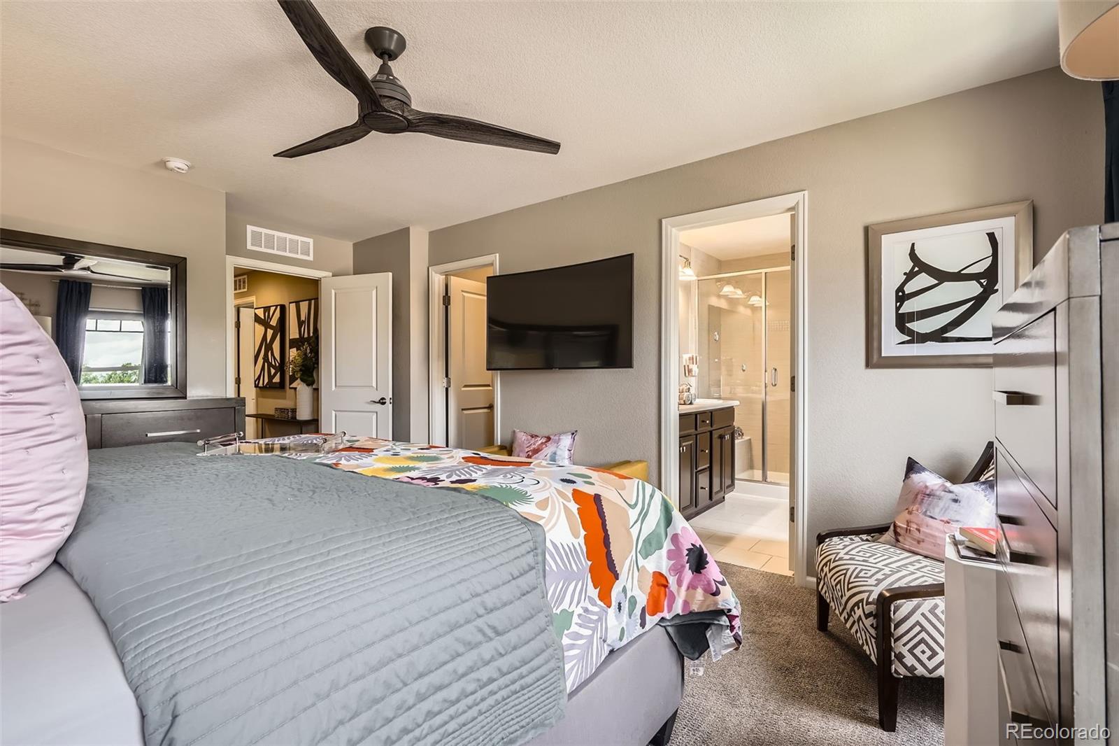MLS Image #14 for 1519 s dayton street,denver, Colorado