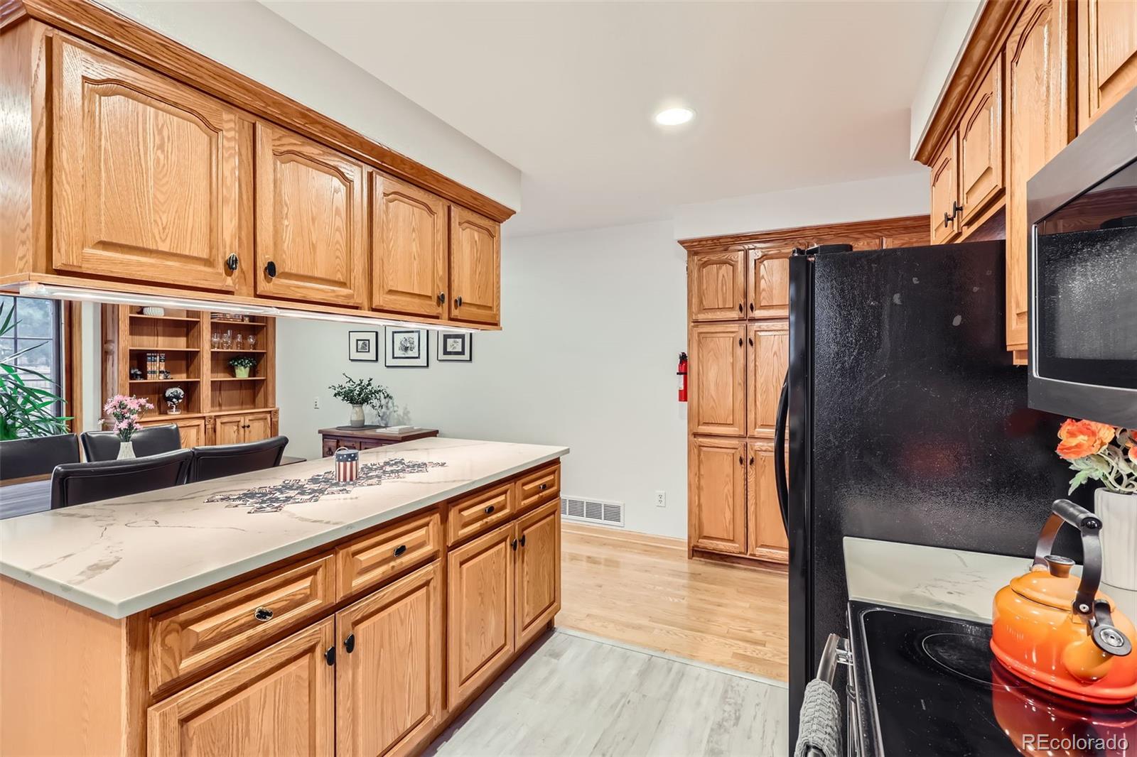 MLS Image #7 for 8845 w 81st drive,arvada, Colorado