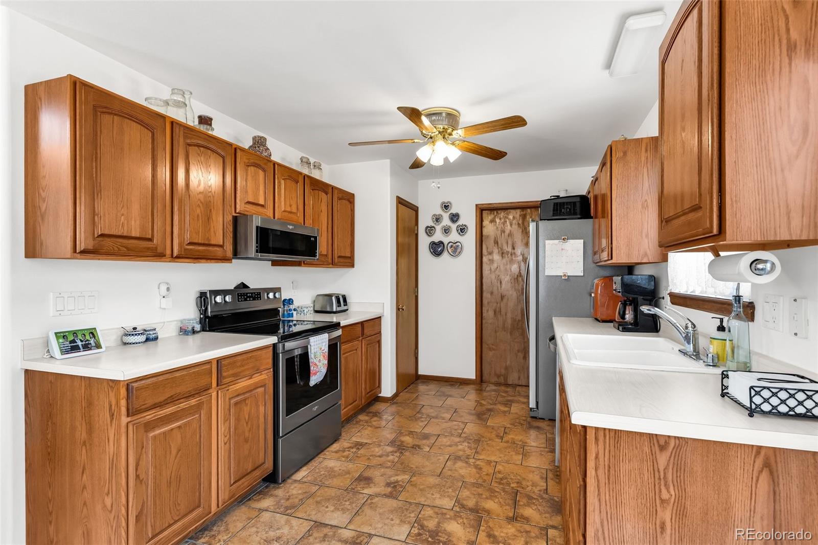 MLS Image #14 for 207  savage loop,canon city, Colorado