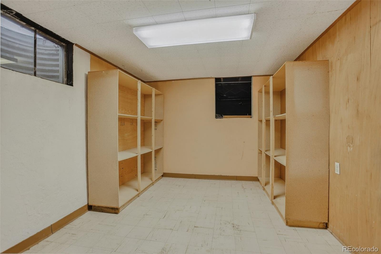 MLS Image #27 for 2920 s york street,denver, Colorado