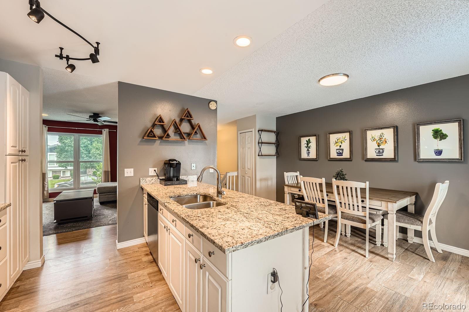 MLS Image #8 for 19196 e kansas drive,aurora, Colorado