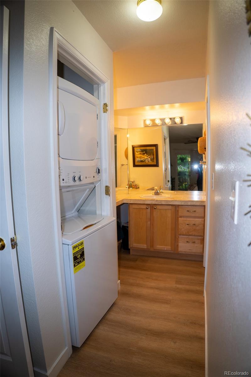 MLS Image #15 for 9263 e arbor circle,englewood, Colorado