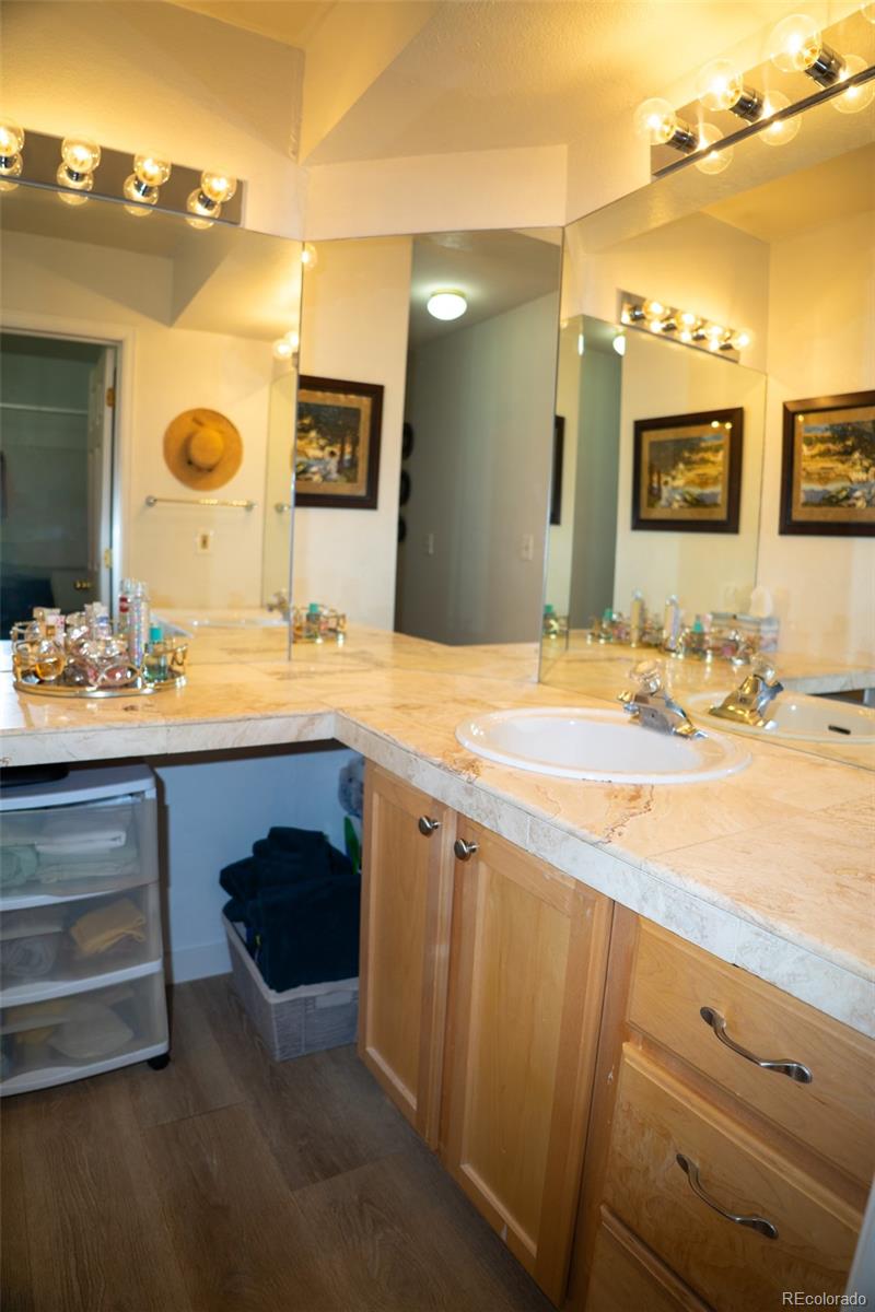 MLS Image #16 for 9263 e arbor circle,englewood, Colorado