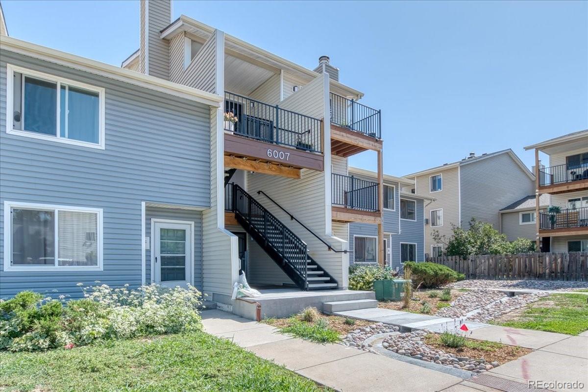 MLS Image #2 for 6007  yarrow street,arvada, Colorado