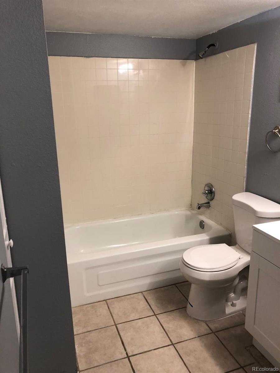 MLS Image #10 for 14493 e jewell avenue 102,aurora, Colorado