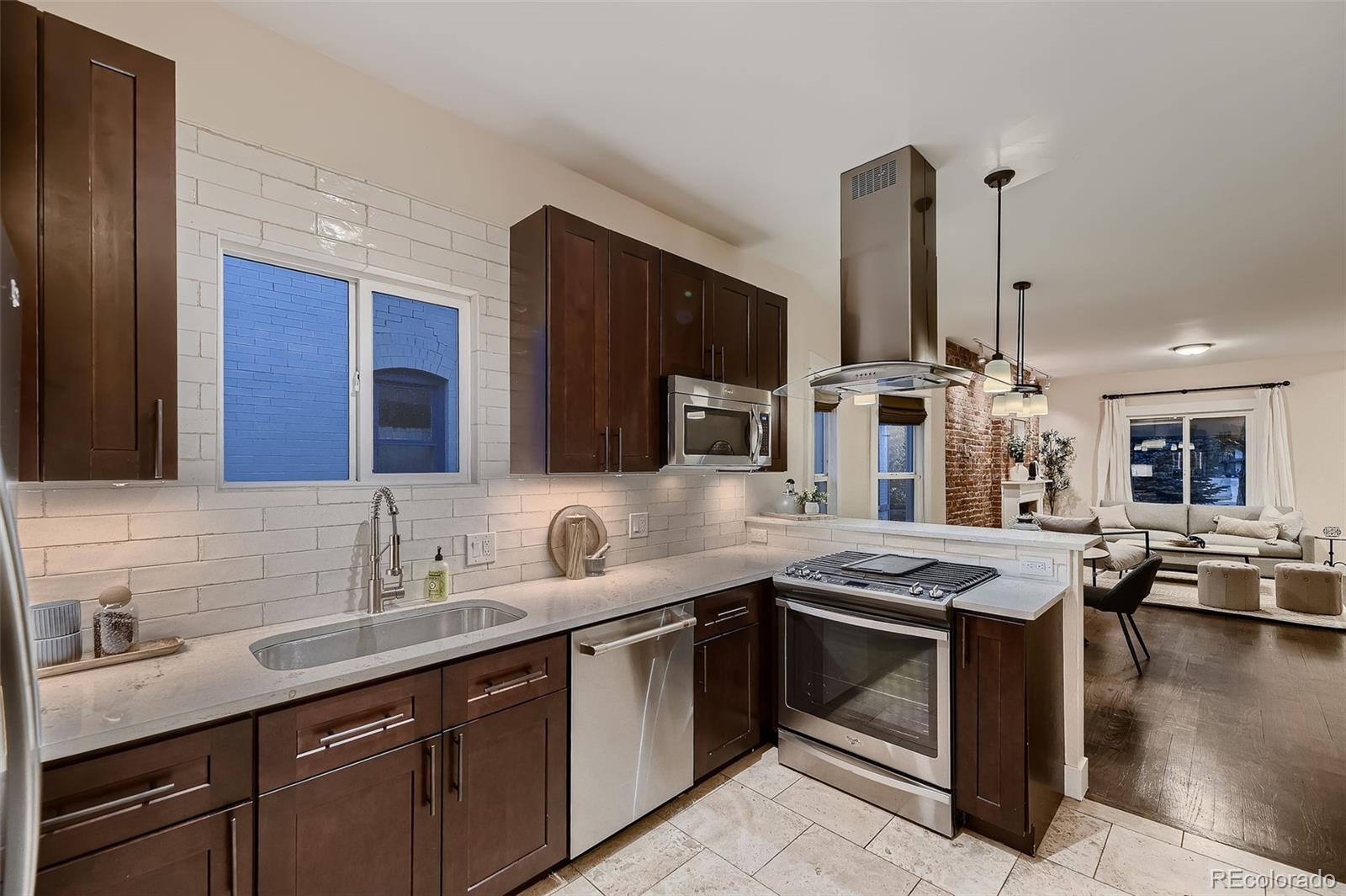 MLS Image #11 for 340 s logan street,denver, Colorado