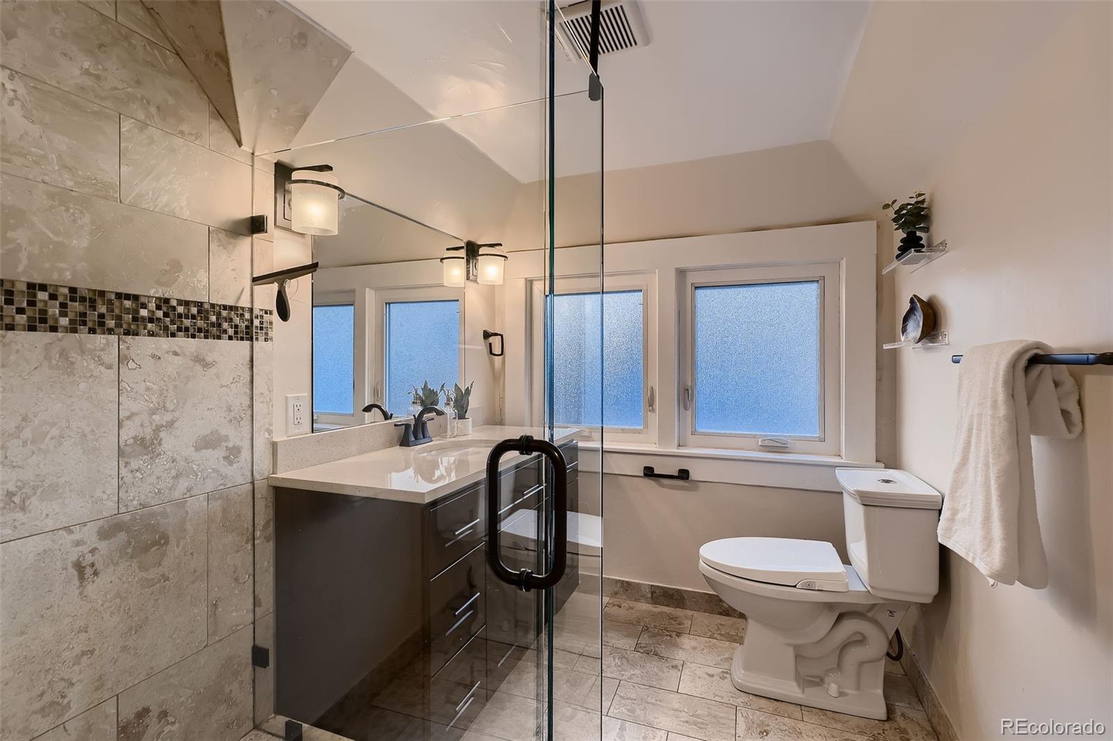 MLS Image #17 for 340 s logan street,denver, Colorado
