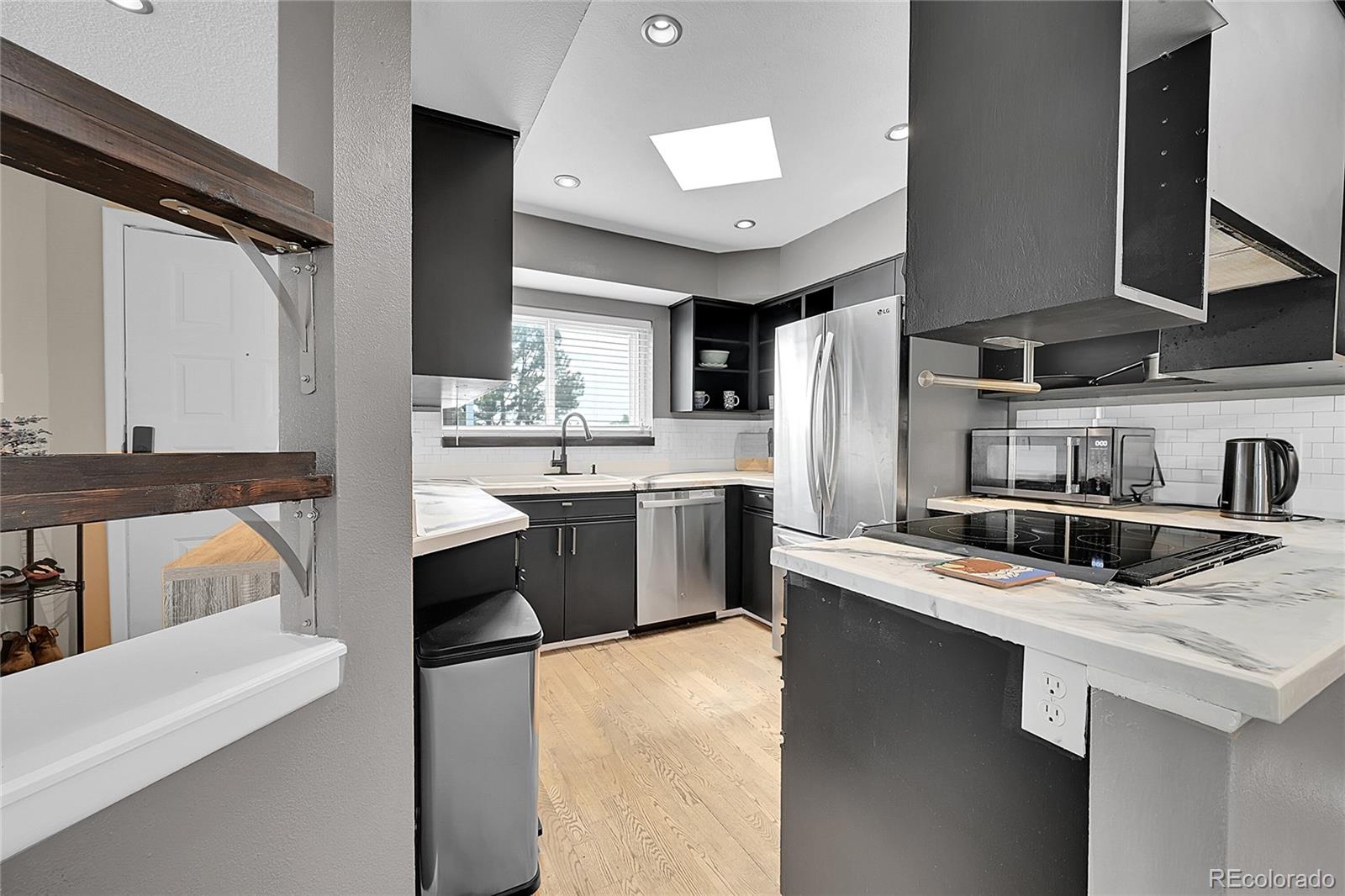 MLS Image #14 for 1226 s monaco parkway 308,denver, Colorado