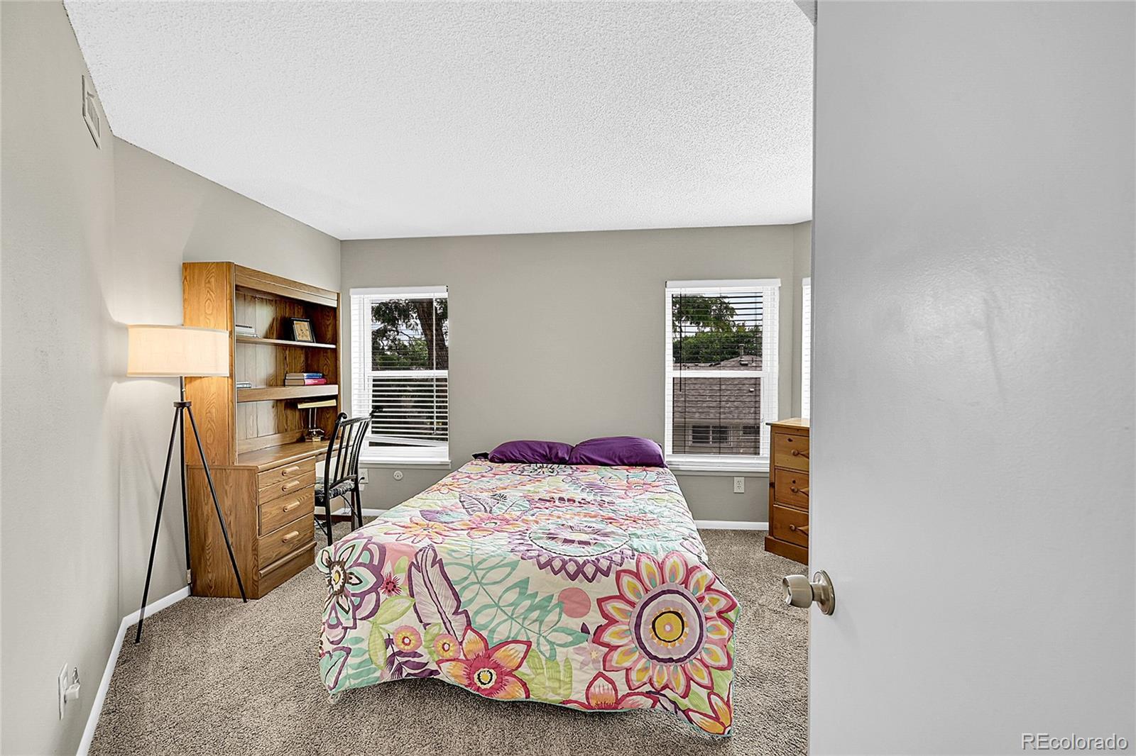 MLS Image #16 for 1226 s monaco parkway 308,denver, Colorado