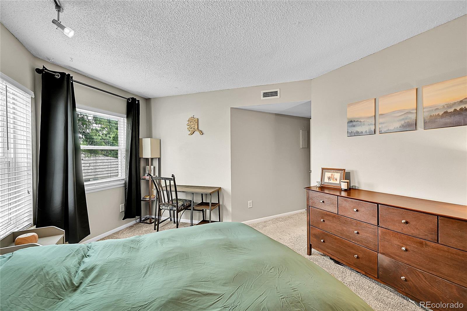 MLS Image #22 for 1226 s monaco parkway 308,denver, Colorado