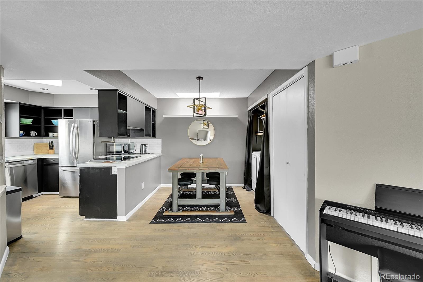 MLS Image #9 for 1226 s monaco parkway 308,denver, Colorado