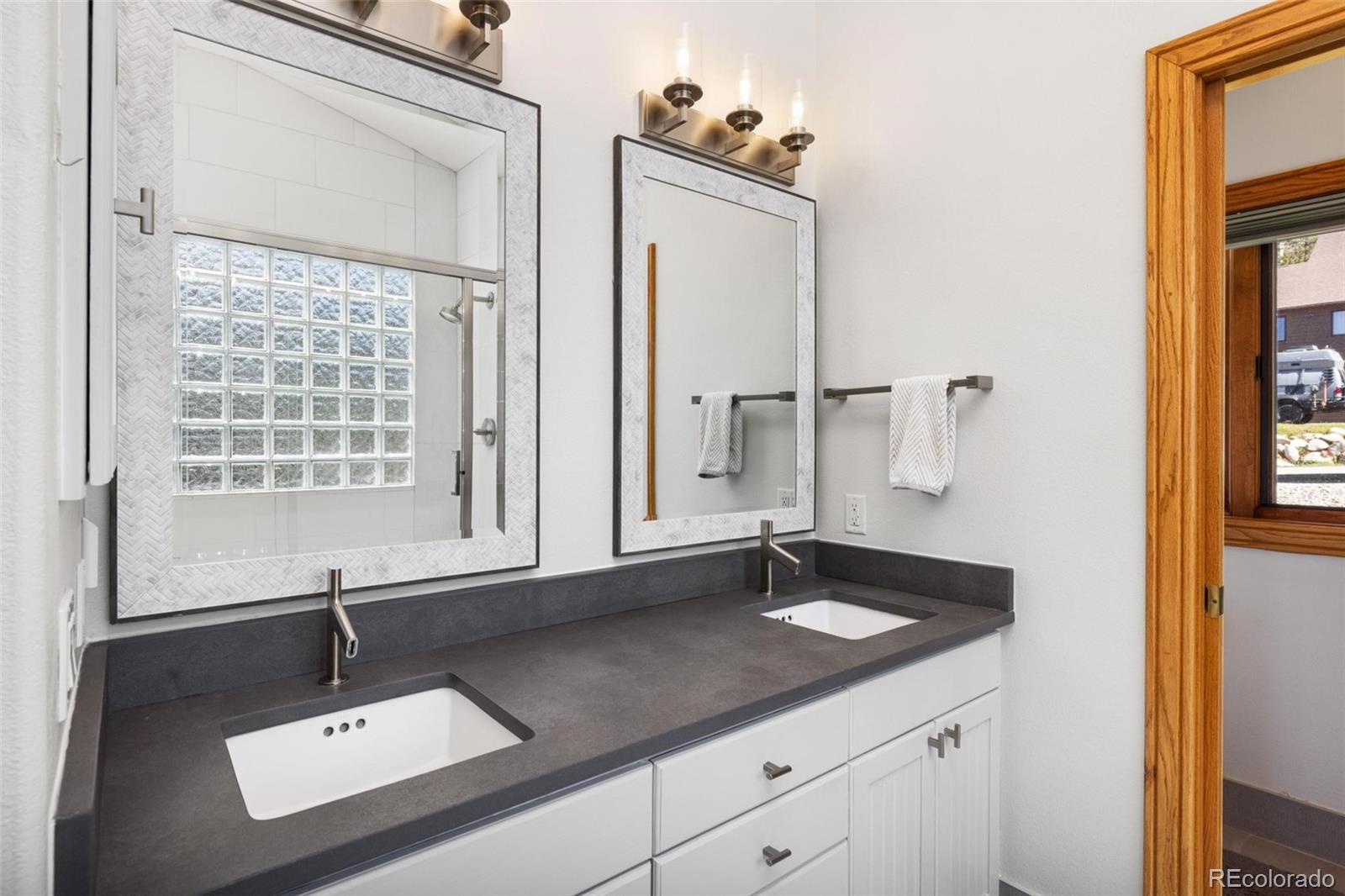 MLS Image #12 for 222  idlewild drive,dillon, Colorado