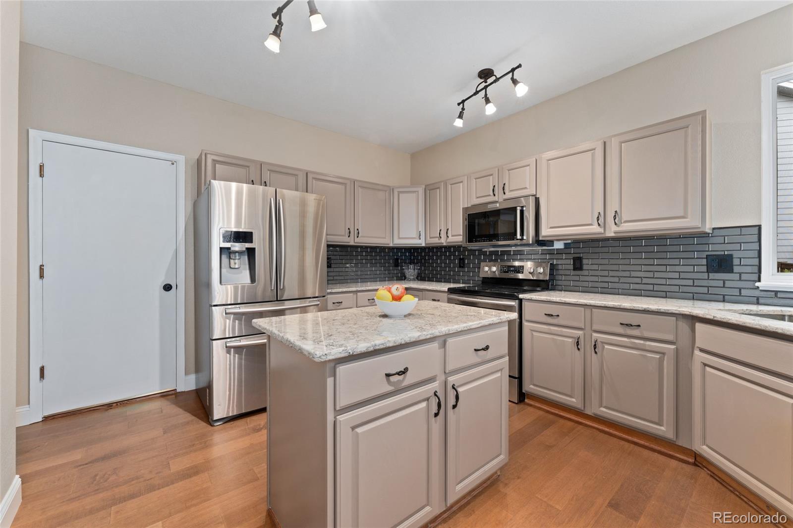 MLS Image #11 for 10294  spotted owl court,highlands ranch, Colorado