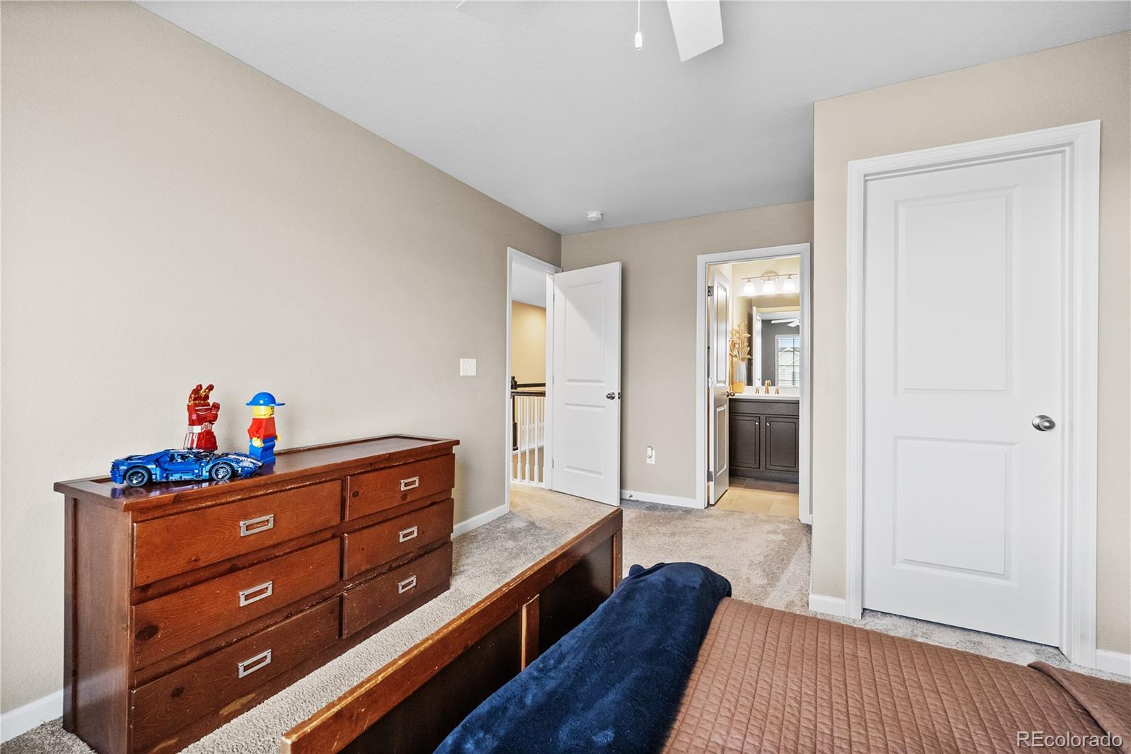 MLS Image #28 for 27746 e frost place,aurora, Colorado