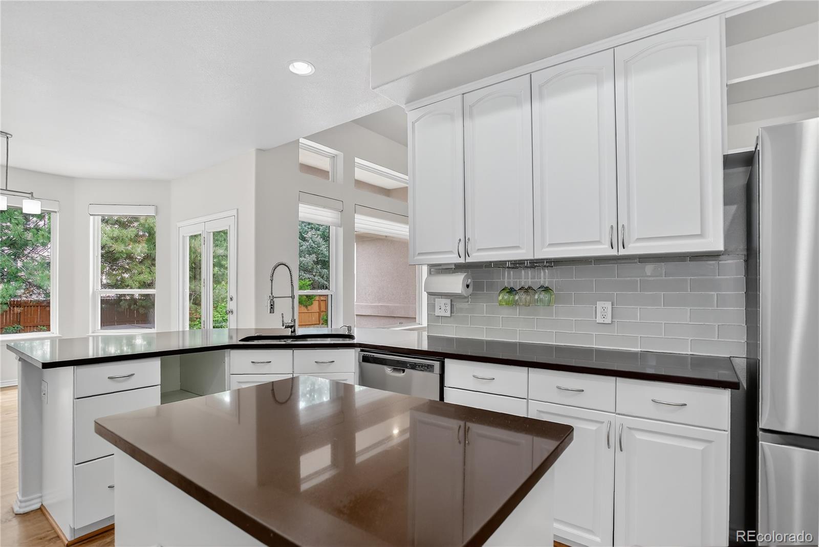 MLS Image #19 for 5926 s elkhart court,centennial, Colorado