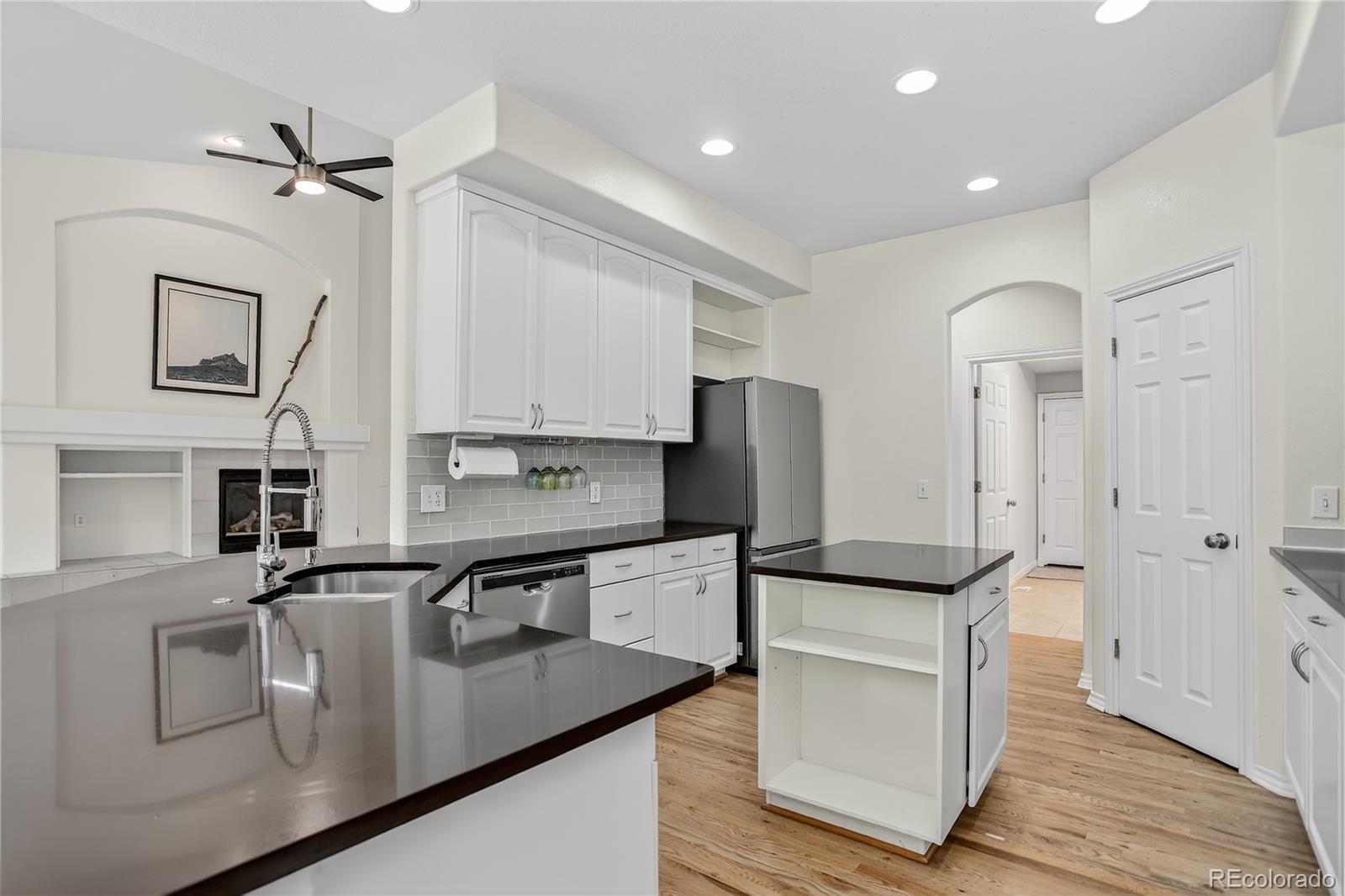 MLS Image #20 for 5926 s elkhart court,centennial, Colorado