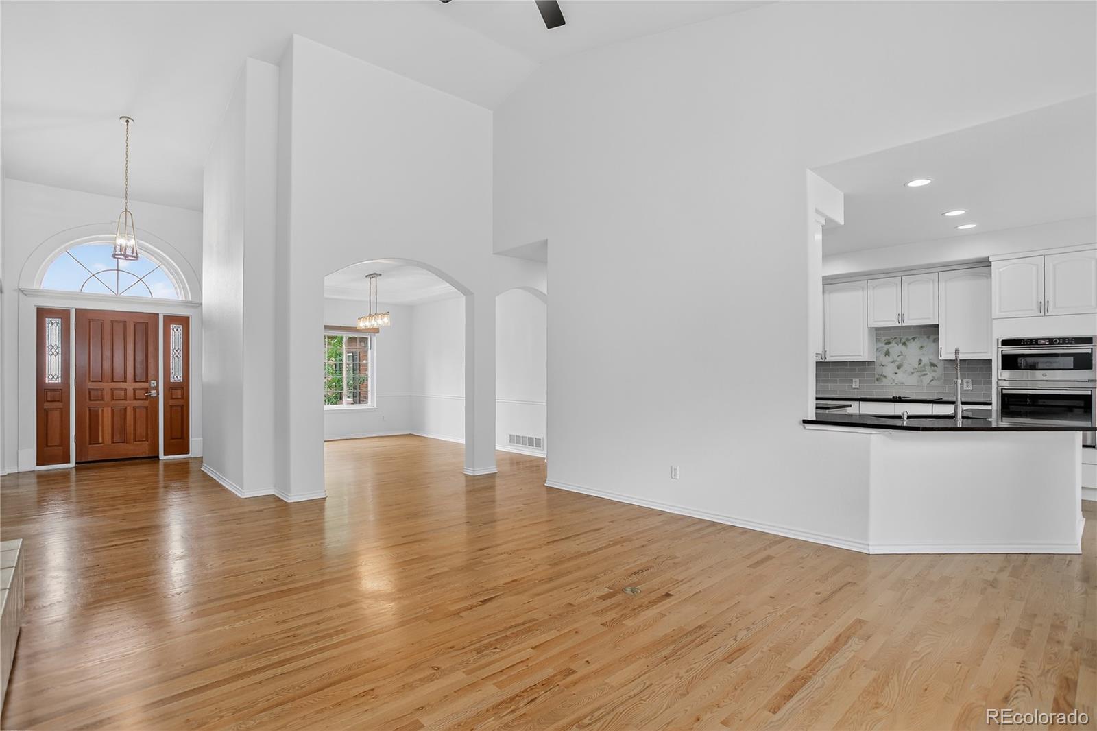 MLS Image #6 for 5926 s elkhart court,centennial, Colorado