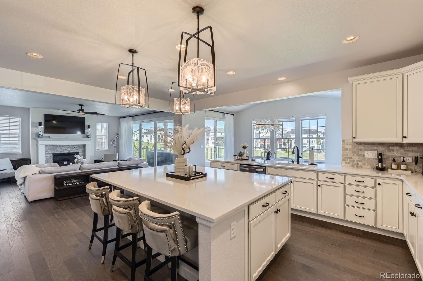 MLS Image #2 for 7253 s valleyhead court,aurora, Colorado
