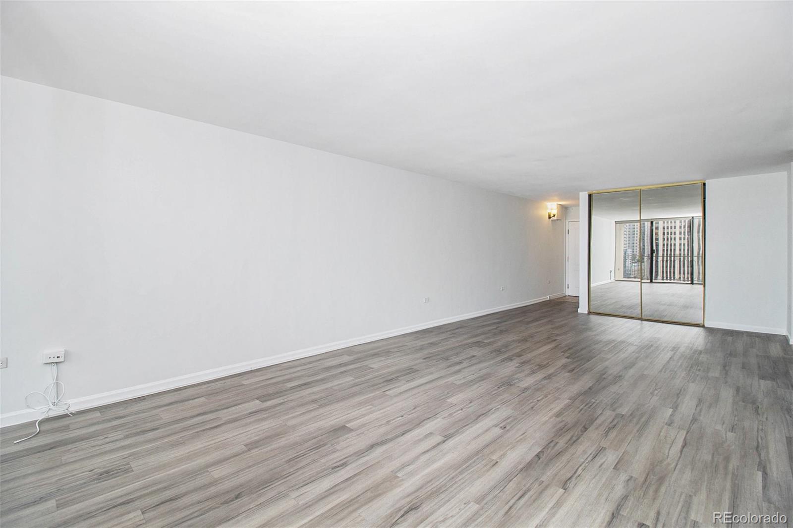 MLS Image #2 for 1020  15th street,denver, Colorado