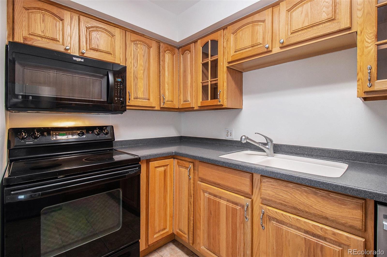 MLS Image #5 for 1020  15th street,denver, Colorado