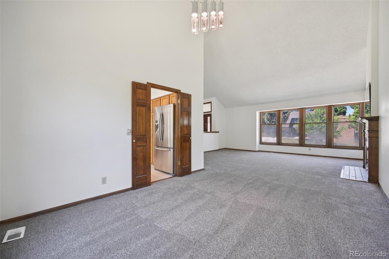 MLS Image #11 for 11210  quivas loop,denver, Colorado