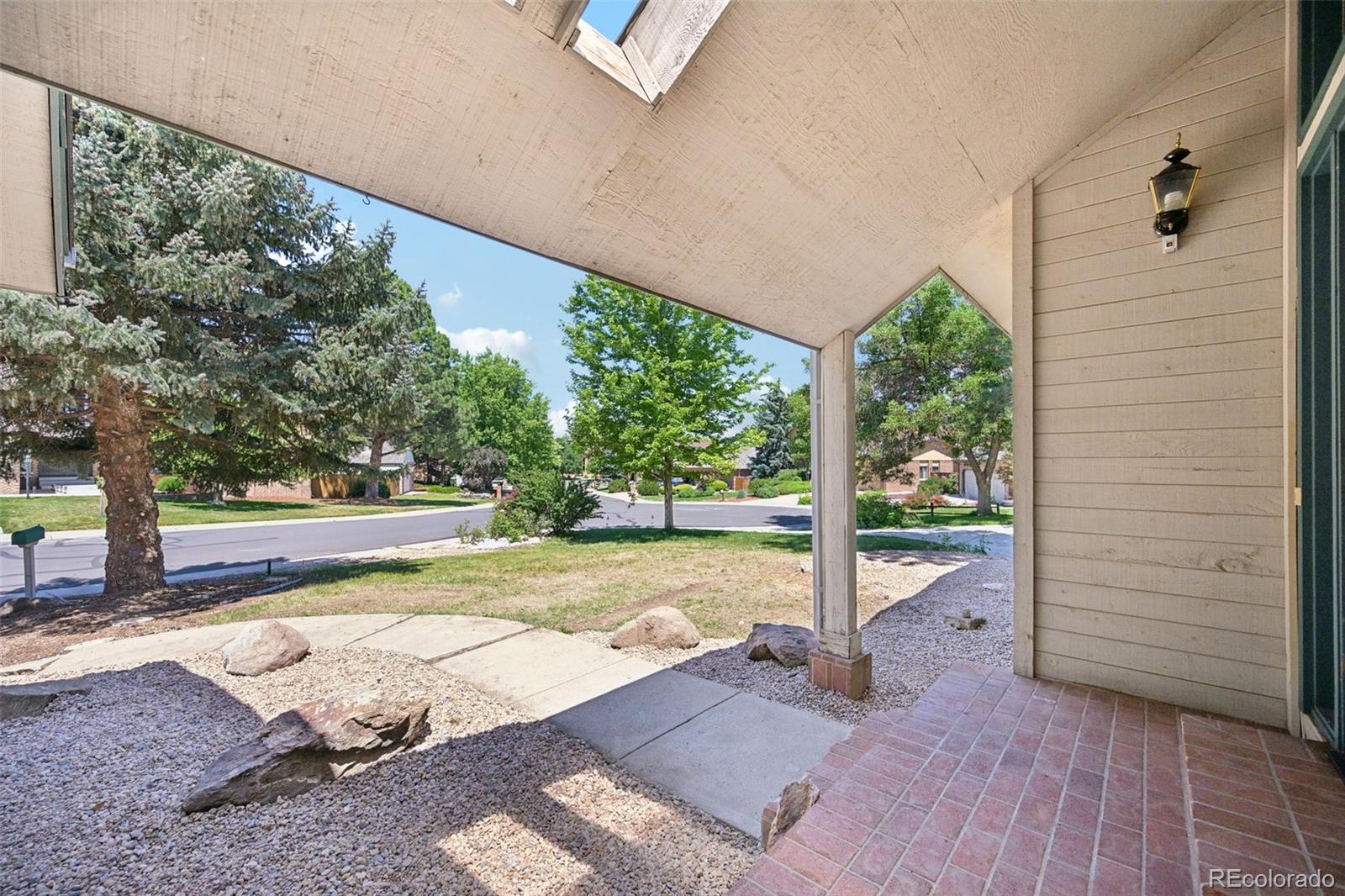 MLS Image #2 for 11210  quivas loop,denver, Colorado