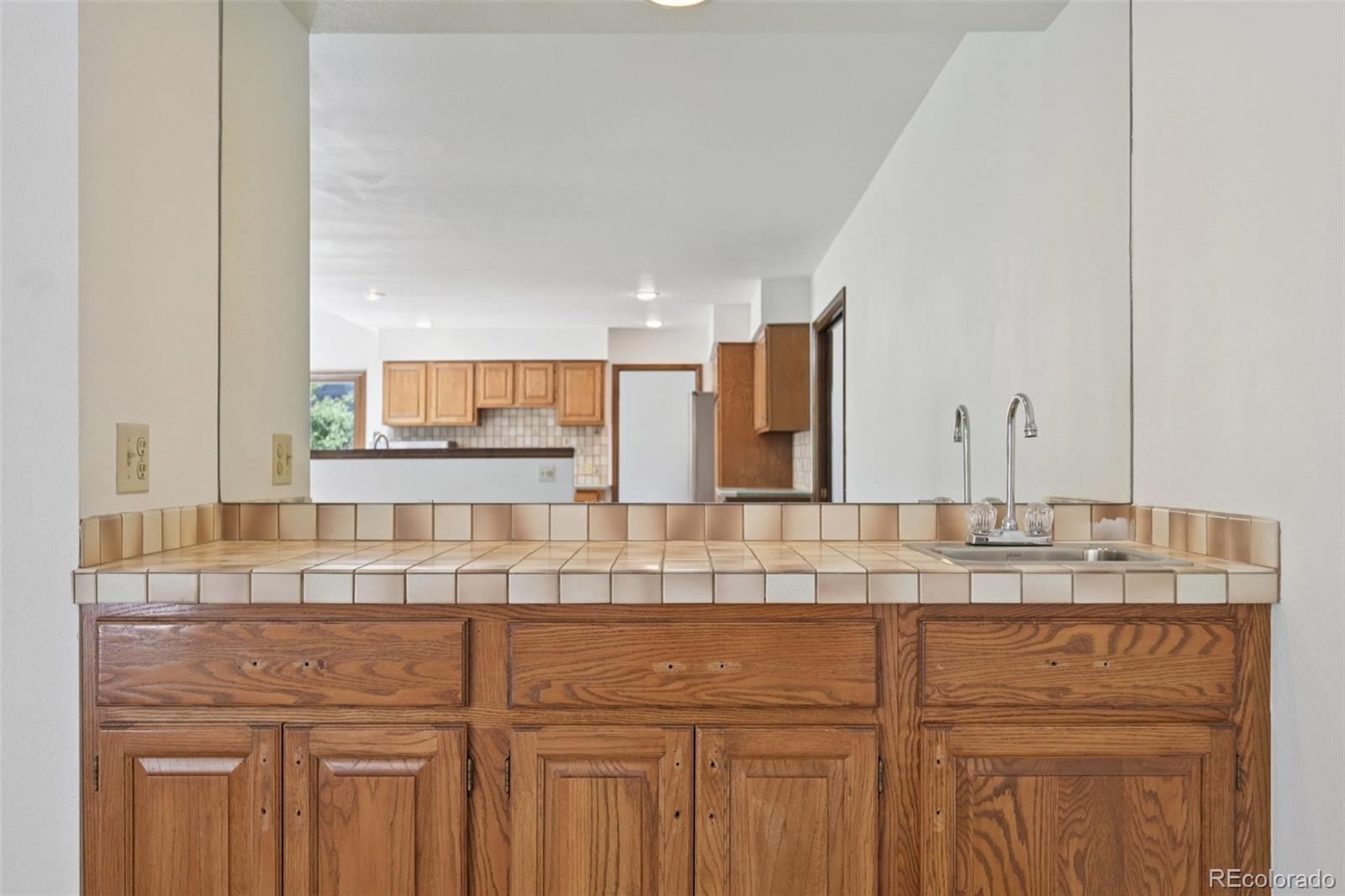 MLS Image #21 for 11210  quivas loop,denver, Colorado