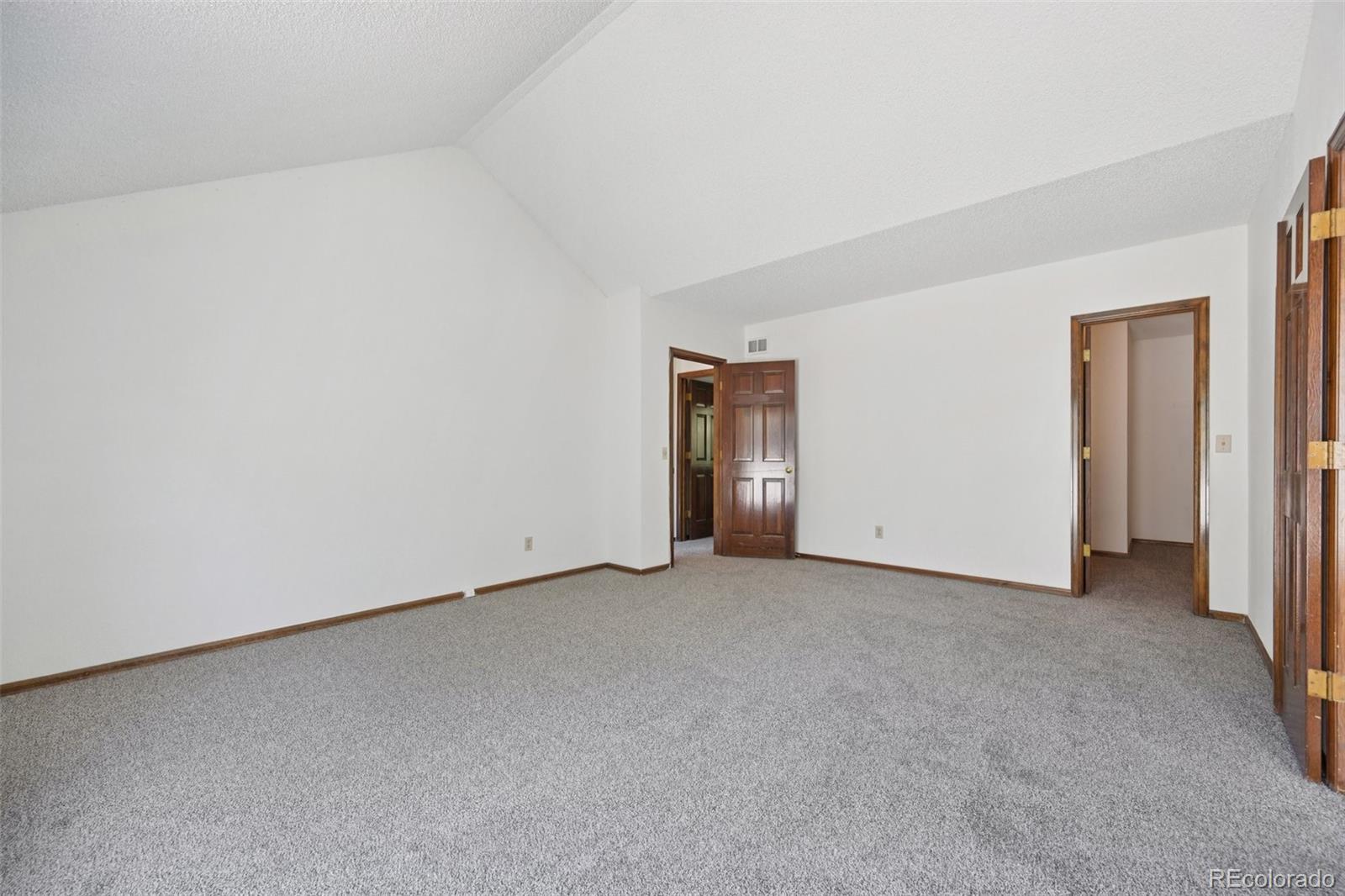 MLS Image #28 for 11210  quivas loop,denver, Colorado