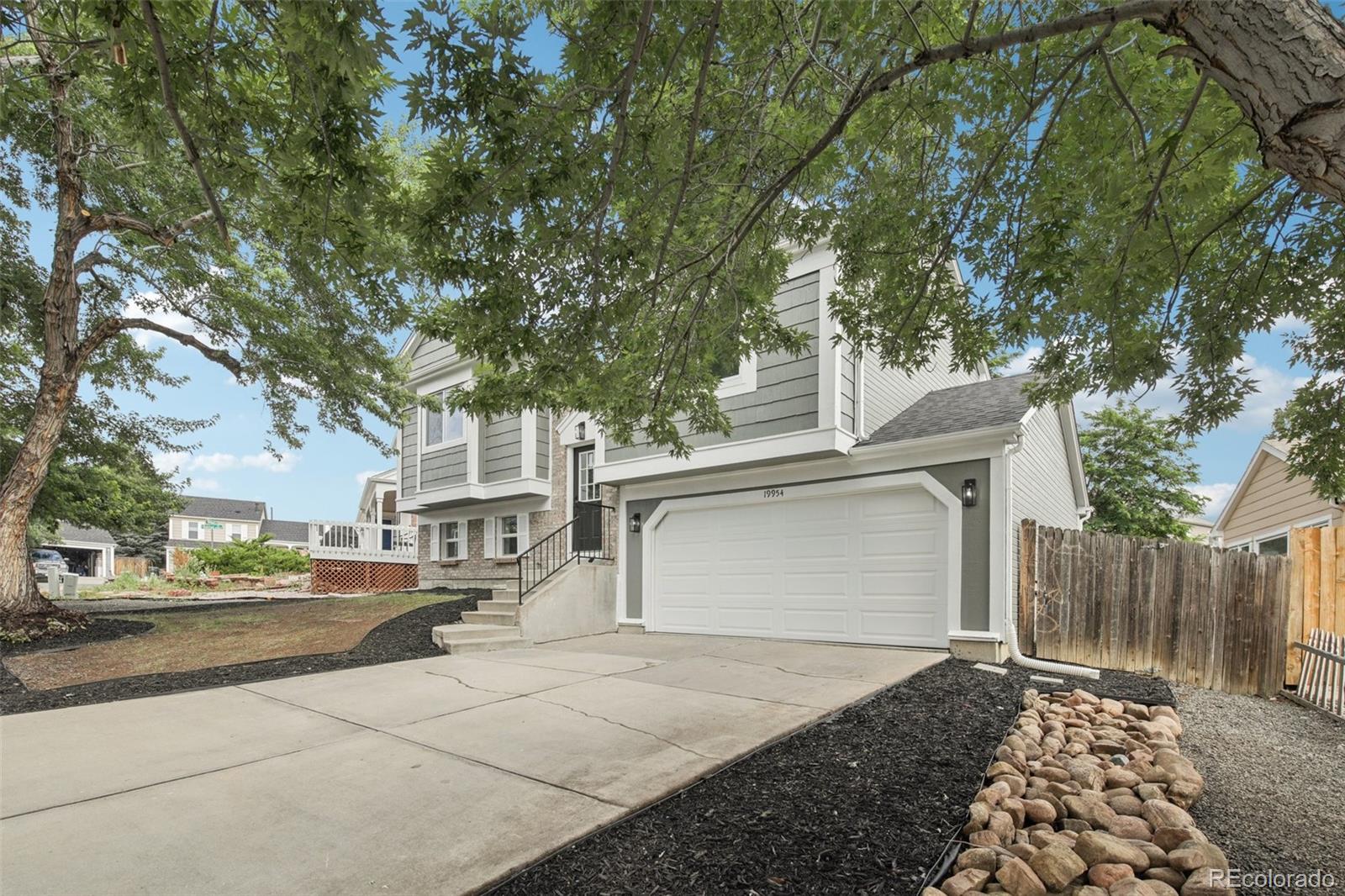 MLS Image #2 for 19954 e dartmouth avenue,aurora, Colorado