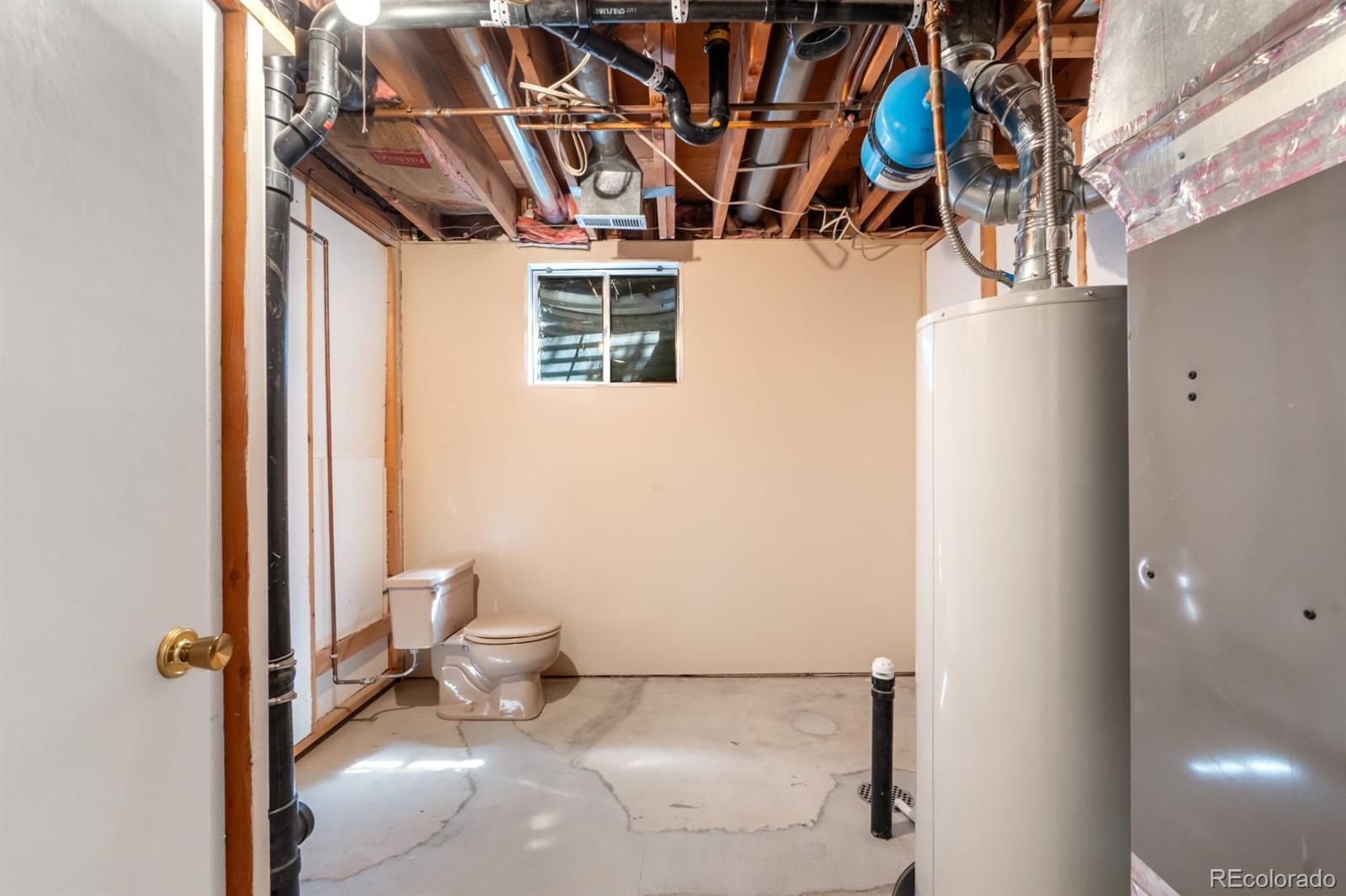 MLS Image #14 for 2698 s niagara street,denver, Colorado