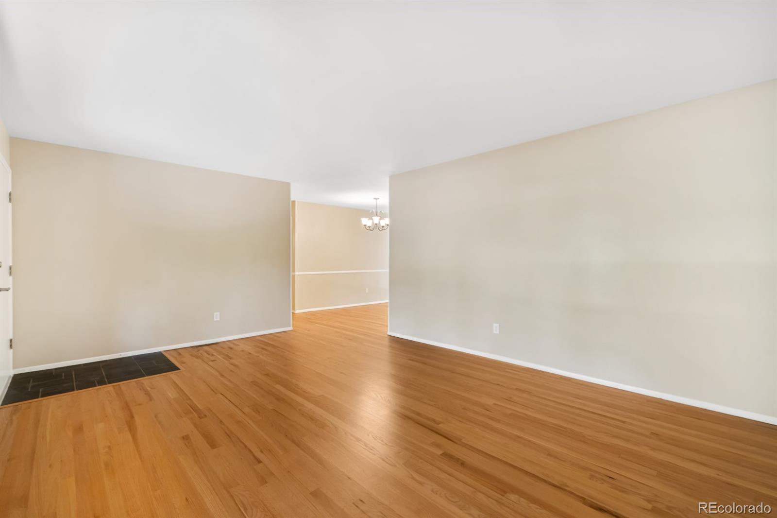 MLS Image #3 for 2698 s niagara street,denver, Colorado
