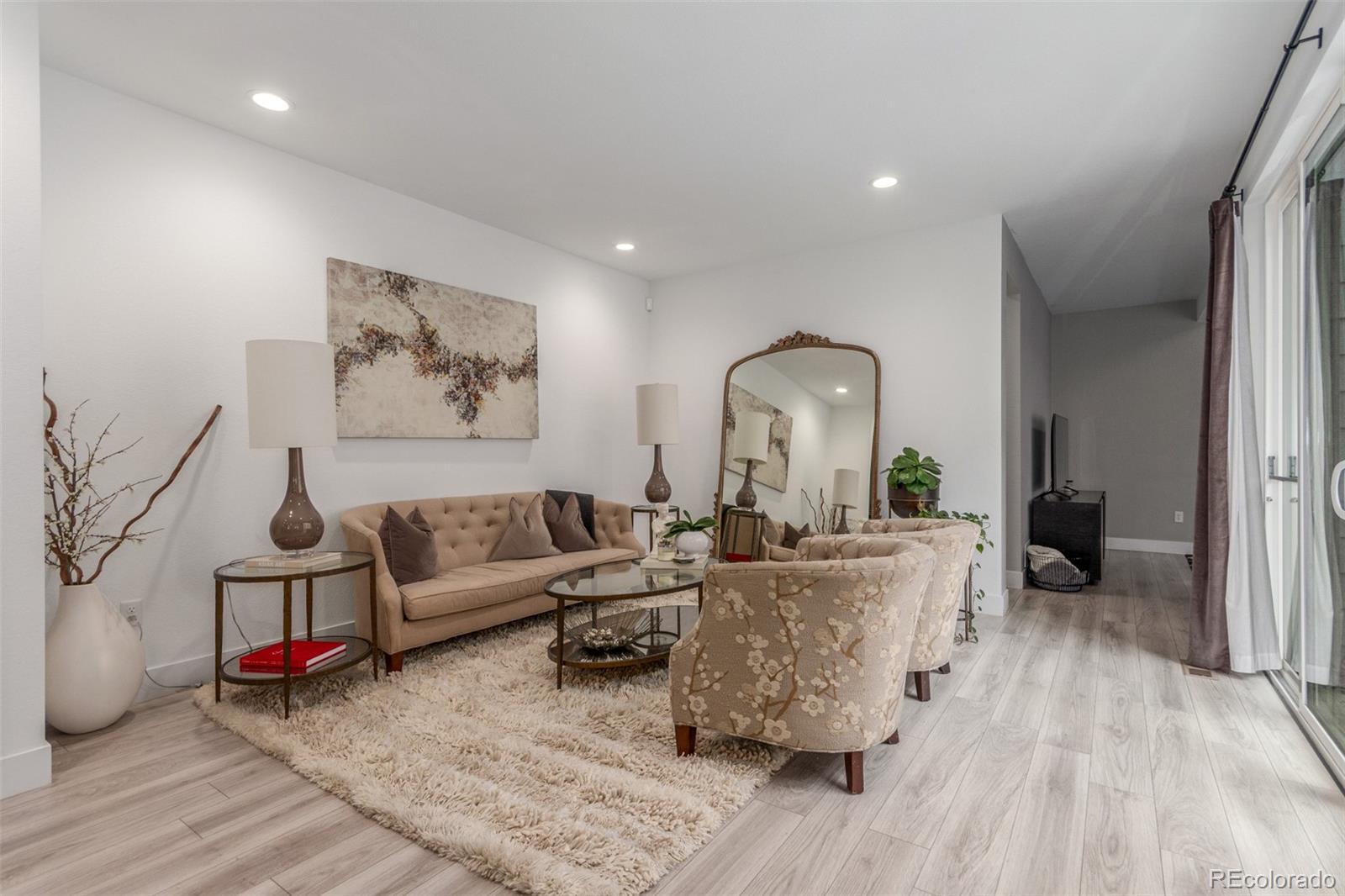 MLS Image #13 for 21451 e 60th avenue,aurora, Colorado