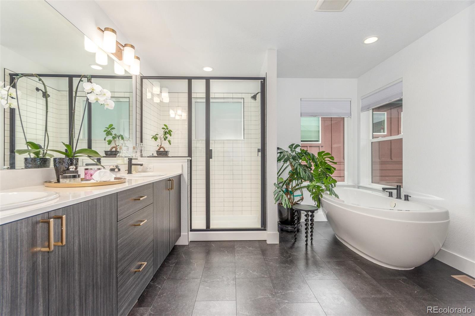 MLS Image #23 for 21451 e 60th avenue,aurora, Colorado