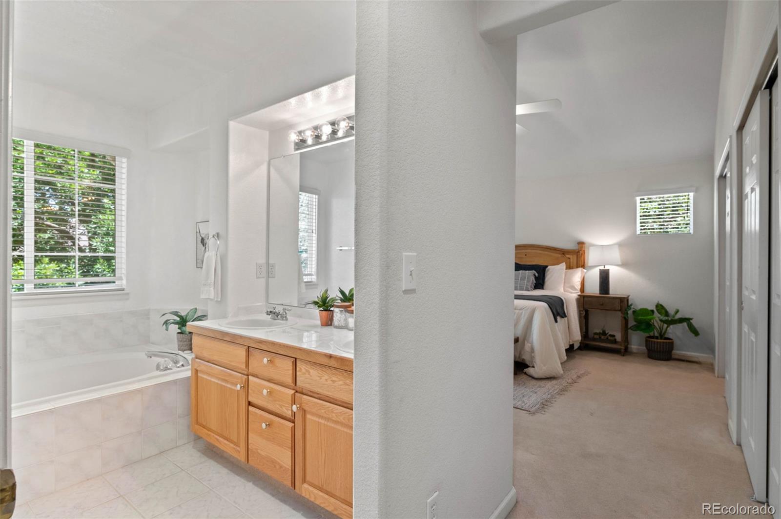 MLS Image #18 for 12502 e harvard circle,aurora, Colorado