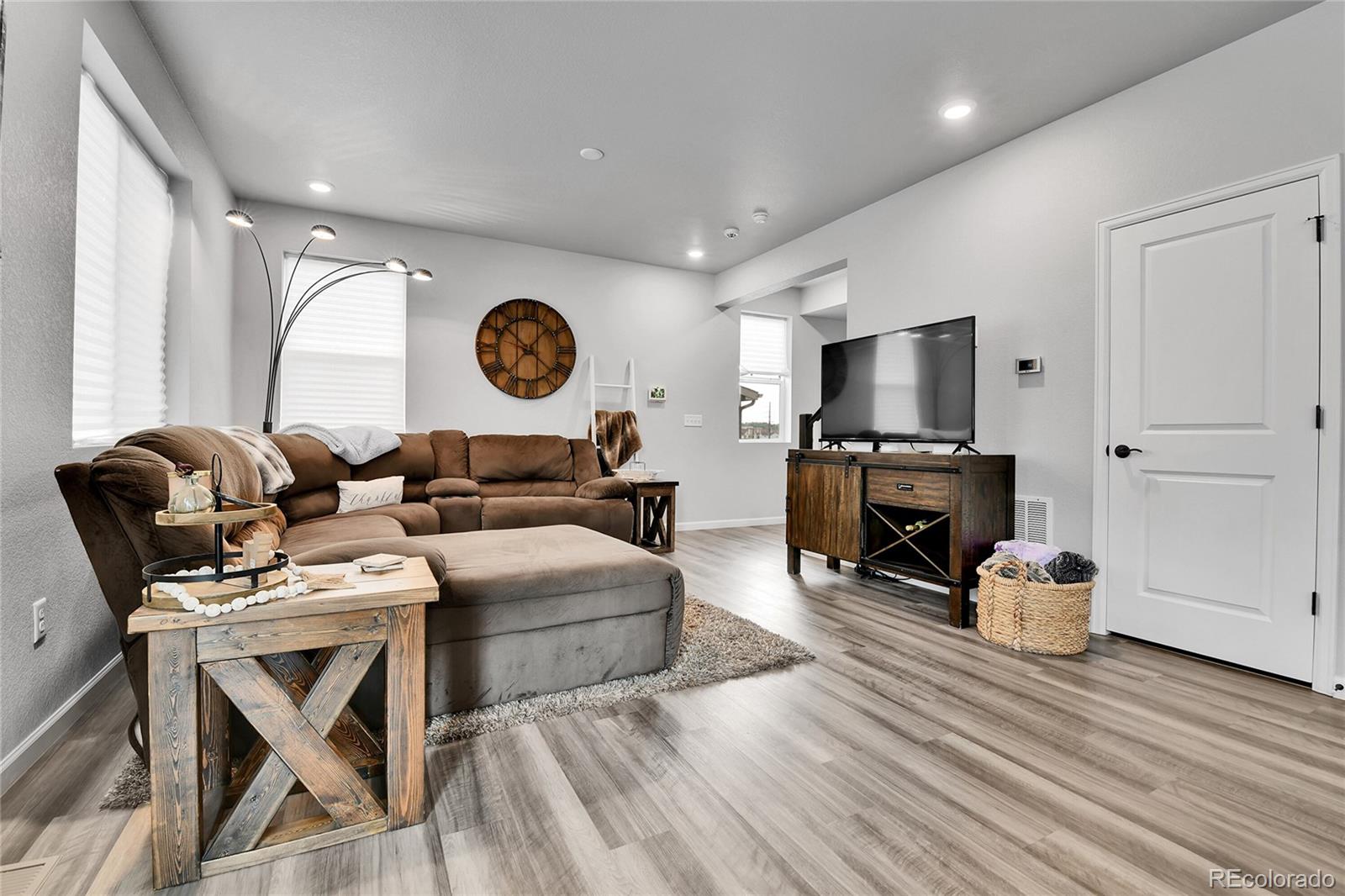 MLS Image #4 for 408  cameron street,johnstown, Colorado