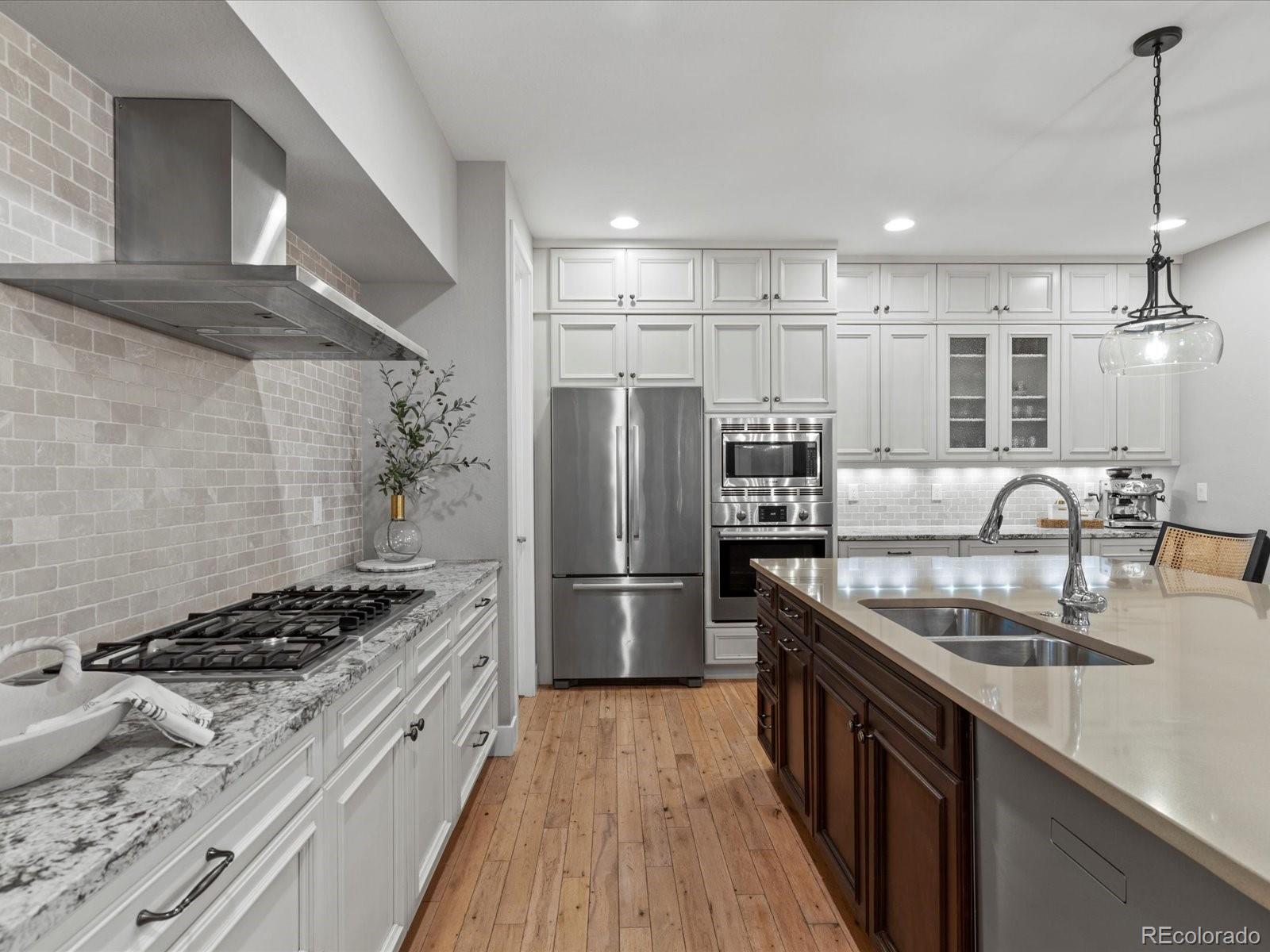 MLS Image #15 for 7945 e prairie meadow drive,denver, Colorado