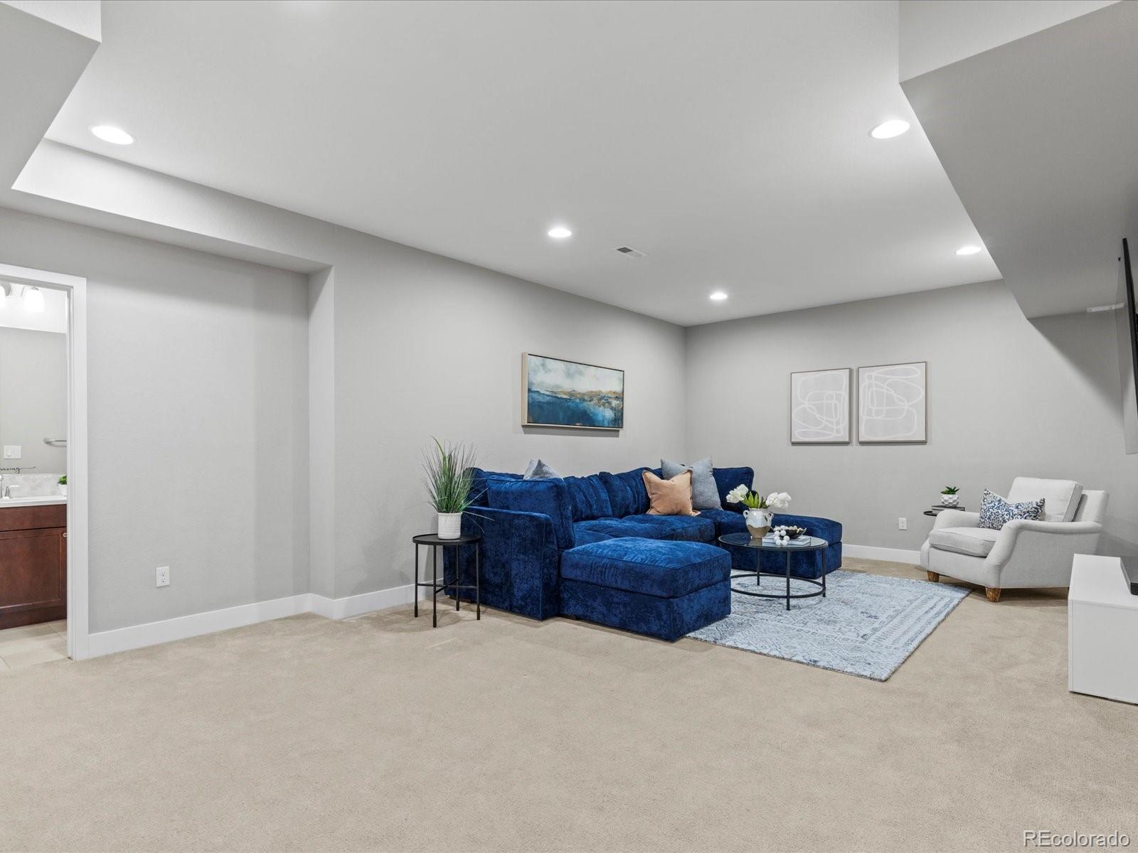 MLS Image #33 for 7945 e prairie meadow drive,denver, Colorado