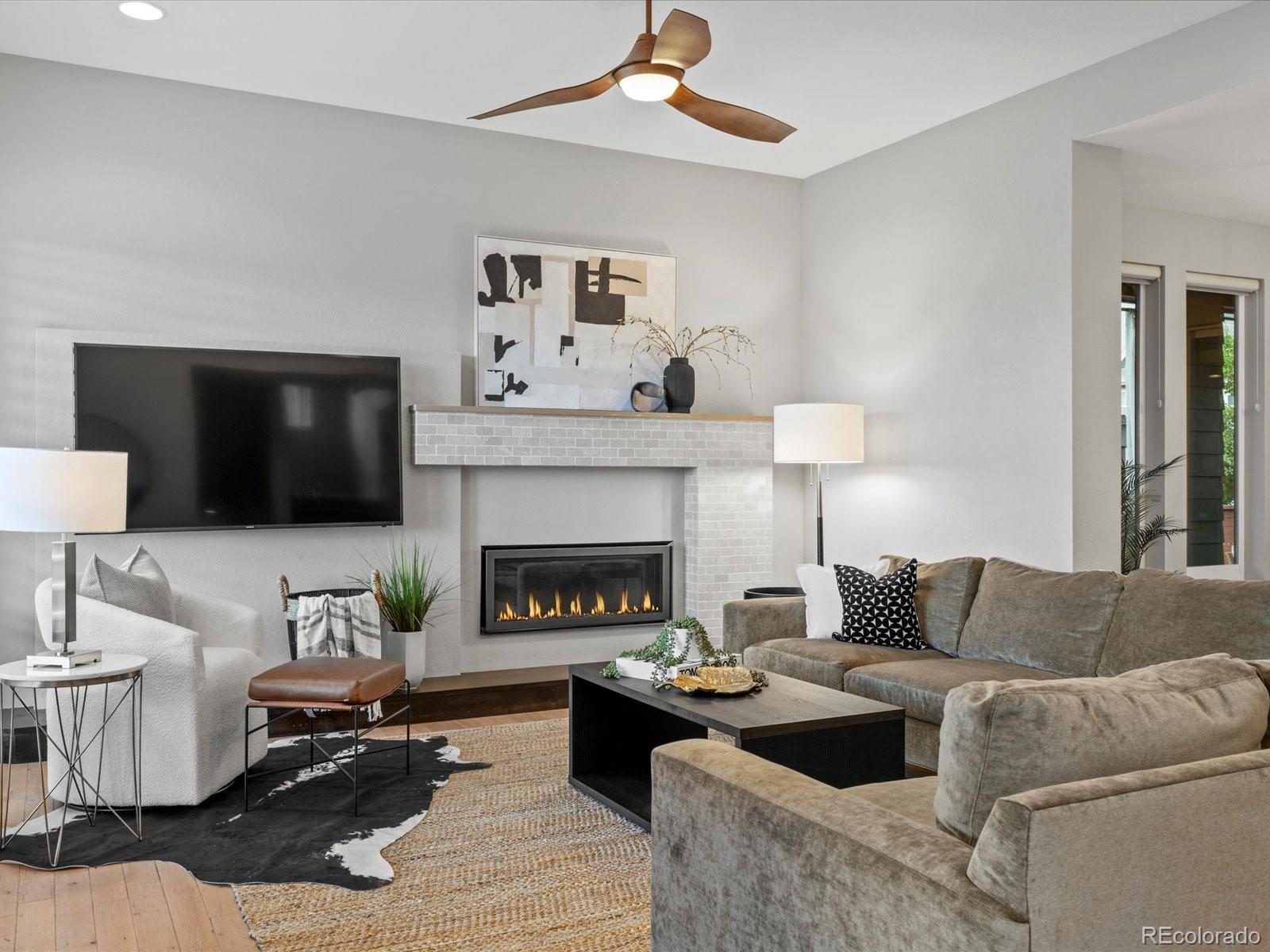 MLS Image #7 for 7945 e prairie meadow drive,denver, Colorado