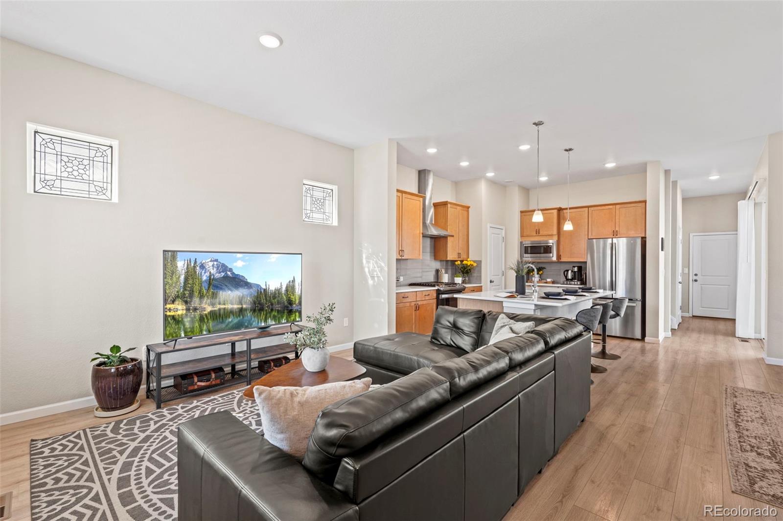 MLS Image #3 for 48  mayflower park place,colorado springs, Colorado