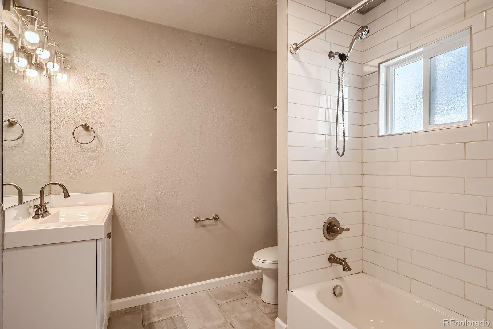 MLS Image #13 for 4804 n raleigh street,denver, Colorado